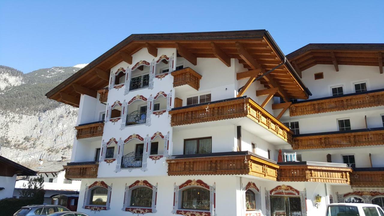 Alpenhotel Gurgltalblick Нассерайт Екстер'єр фото